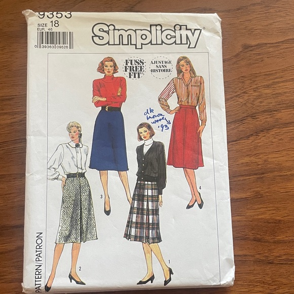 4 L/XL/XXL Sewing Patterns Lot Simplicity - Picture 2 of 9